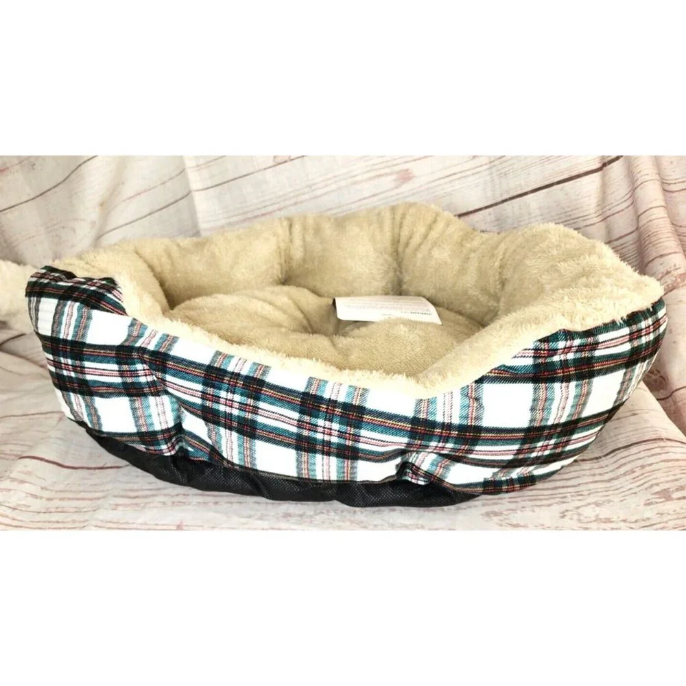 Plaid Pet Bed for Small Dogs Up to 20lb: Round Cuddler Design with Extra Softnes